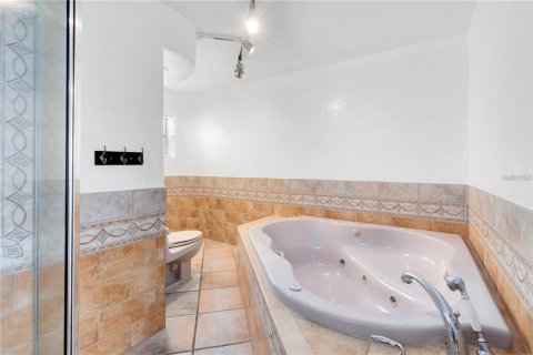 Снять в аренду кондоминиум в Винтер-Парк, Флорида 4 комнаты, 85.01м2, № 2399199 - фото 16