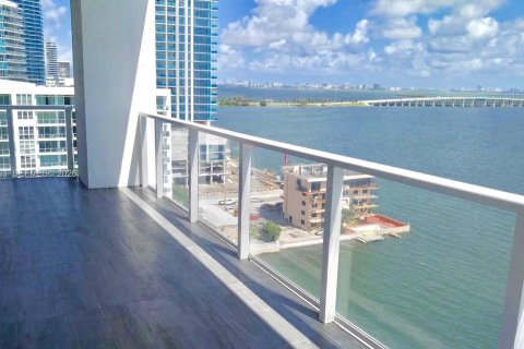 Купить кондоминиум в Майами, Флорида 2 спальни, 108.7м2, № 2055690 - фото 12