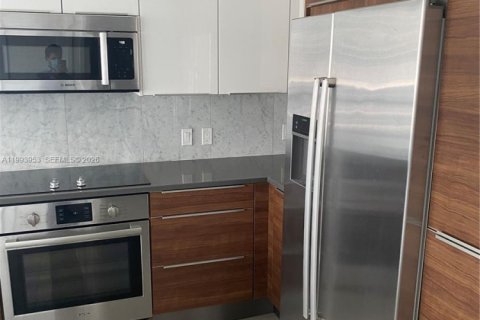 Купить кондоминиум в Майами, Флорида 2 спальни, 108.7м2, № 2055690 - фото 5