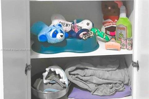 Touwnhouse à louer à Coral Gables, Floride: 3 chambres, 111.48 m2 № 1961479 - photo 15