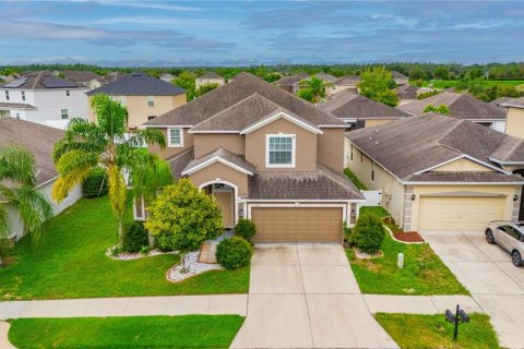 Villa ou maison à Riverview, Floride 5 chambres, 322.37 m2 № 2093171