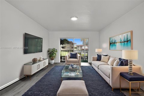 Кондоминиум с 2 спальнями в Майами, Флорида № 2025927