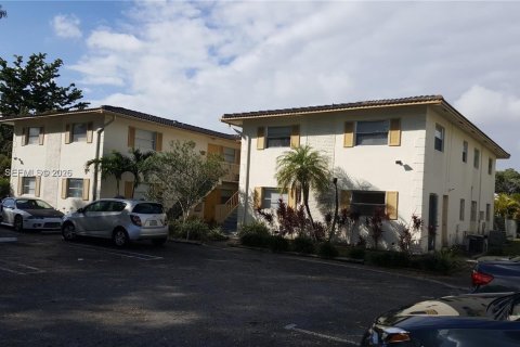 Apartamento en alquiler en Coral Springs, Florida, 1 dormitorio, 48.03 m2 № 2051288 - foto 3
