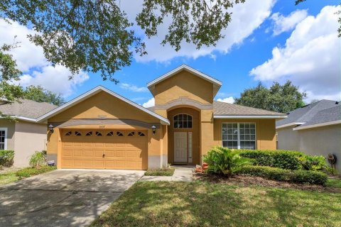 House in Orlando, Florida 3 bedrooms, 195.28 sq.m. № 2280122