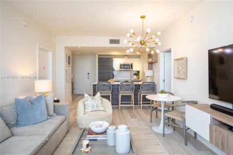 Condo in Coral Gables, Florida, 2 bedrooms № 2032359 - photo 4