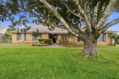 Villa ou maison à Deltona, Floride 4 chambres, 230.3 m2 № 2100121