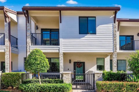 Townhouse in URBANA in Doral, Florida 4 bedrooms, 153.47 sq.m. № 2017467