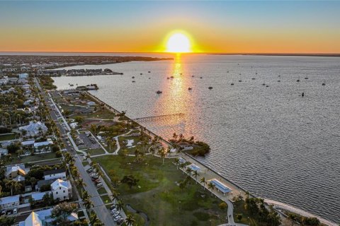Terreno en venta en Punta Gorda, Florida № 2213482 - foto 2