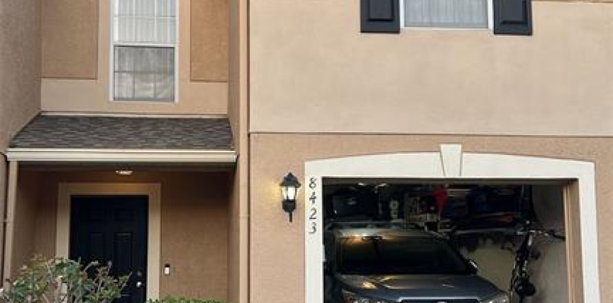 Townhouse in Tampa, Florida 3 bedrooms, 141.58 sq.m. № 1679884