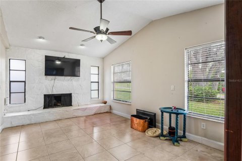 Villa ou maison à vendre à Spring Hill, Floride: 3 chambres, 163.23 m2 № 2141962 - photo 15