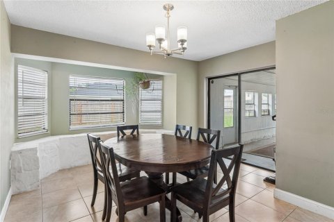 Villa ou maison à vendre à Spring Hill, Floride: 3 chambres, 163.23 m2 № 2141962 - photo 13