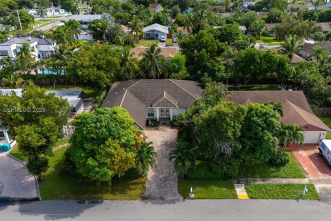 Commercial property in Boynton Beach, Florida № 2399684