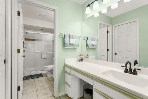 Copropriété à vendre à Sarasota, Floride: 2 chambres, 102.1 m2 № 2418671 - photo 24