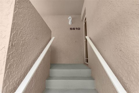 Copropriété à vendre à Sarasota, Floride: 2 chambres, 102.1 m2 № 2418671 - photo 5
