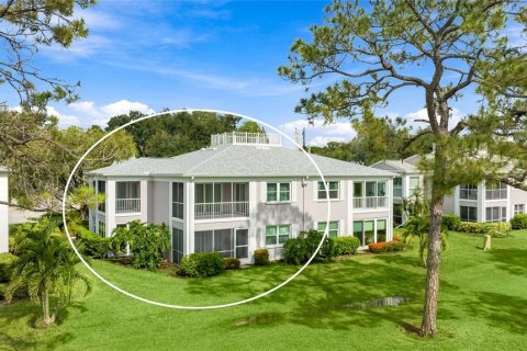 Copropriété à vendre à Sarasota, Floride: 2 chambres, 102.1 m2 № 2418671 - photo 2