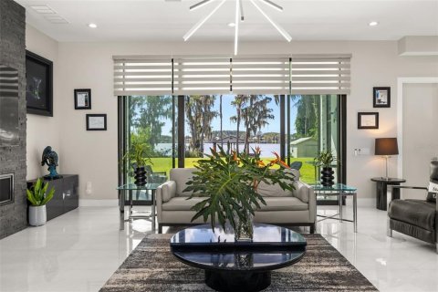 Villa ou maison à vendre à Windermere, Floride: 4 chambres, 390.19 m2 № 2425693 - photo 8