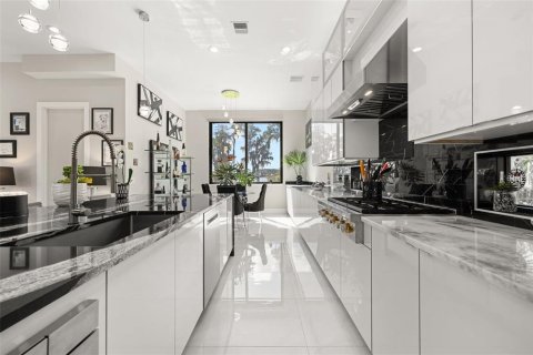 Villa ou maison à vendre à Windermere, Floride: 4 chambres, 390.19 m2 № 2425693 - photo 18