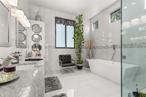 Villa ou maison à vendre à Windermere, Floride: 4 chambres, 390.19 m2 № 2425693 - photo 29