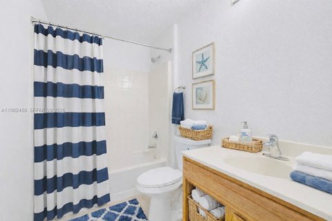 Купить виллу или дом в Порт-Сент-Луси, Флорида 4 спальни, 207.92м2, № 2045938 - фото 29