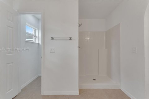 Купить виллу или дом в Порт-Сент-Луси, Флорида 4 спальни, 207.92м2, № 2045938 - фото 5