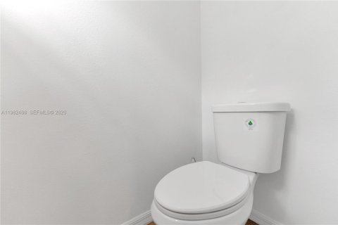 Купить виллу или дом в Порт-Сент-Луси, Флорида 4 спальни, 207.92м2, № 2045938 - фото 6