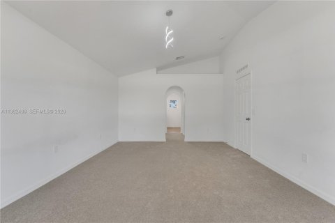 Купить виллу или дом в Порт-Сент-Луси, Флорида 4 спальни, 207.92м2, № 2045938 - фото 4