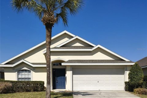 Villa ou maison à Clermont, Floride 4 chambres, 131.18 m2 № 2144256