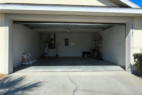House in Clermont, Florida 4 bedrooms, 131.18 sq.m. № 2144256 - photo 6
