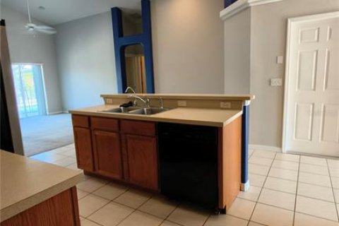 House in Clermont, Florida 4 bedrooms, 131.18 sq.m. № 2144256 - photo 24
