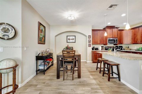 Casa en venta en Port St. Lucie, Florida, 3 dormitorios, 145.39 m2 № 1889434 - foto 9