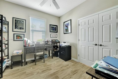 Casa en venta en Port St. Lucie, Florida, 3 dormitorios, 145.39 m2 № 1889434 - foto 13