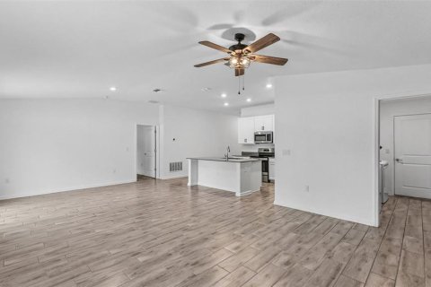 House in Bartow, Florida 3 bedrooms, 144.93 sq.m. № 2228321 - photo 15