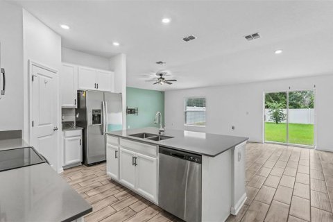 House in Bartow, Florida 3 bedrooms, 144.93 sq.m. № 2228321 - photo 8