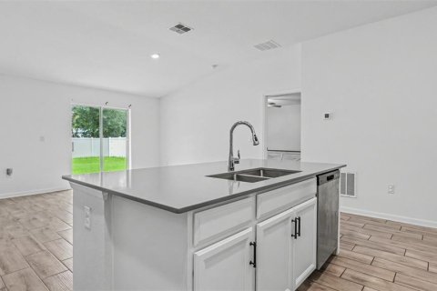 House in Bartow, Florida 3 bedrooms, 144.93 sq.m. № 2228321 - photo 10