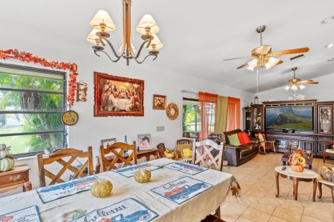 Casa en venta en Miami, Florida, 3 dormitorios, 168.9 m2 № 1952314 - foto 12