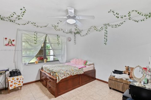 Casa en venta en Miami, Florida, 3 dormitorios, 168.9 m2 № 1952314 - foto 19