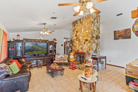 Casa en venta en Miami, Florida, 3 dormitorios, 168.9 m2 № 1952314 - foto 15