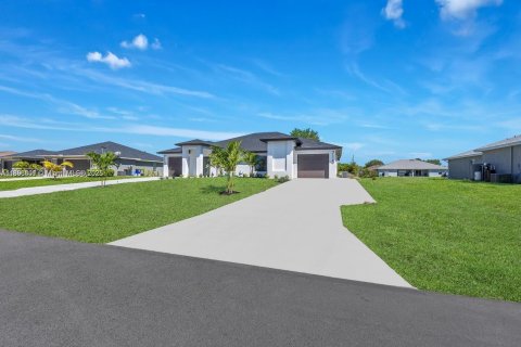 Купить коммерческую недвижимость в Лихай-Эйкерс, Флорида № 1948844 - фото 27