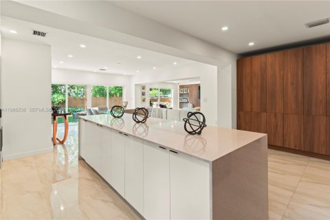 Купить виллу или дом в Майами, Флорида 3 спальни, 194.44м2, № 2028091 - фото 19