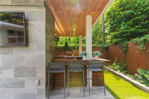 Купить виллу или дом в Майами, Флорида 3 спальни, 194.44м2, № 2028091 - фото 11