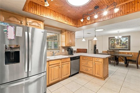 House in Deltona, Florida 3 bedrooms, 166.95 sq.m. № 2418792 - photo 14