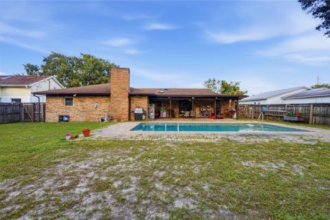 House in Deltona, Florida 3 bedrooms, 166.95 sq.m. № 2418792 - photo 27