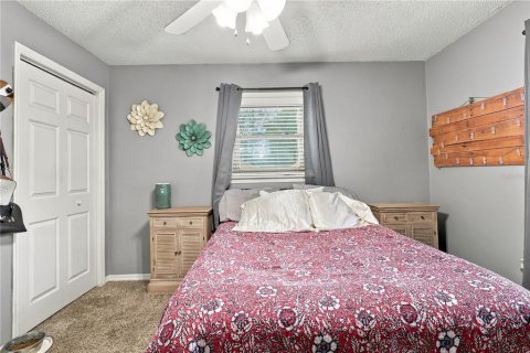 House in Deltona, Florida 3 bedrooms, 166.95 sq.m. № 2418792 - photo 29