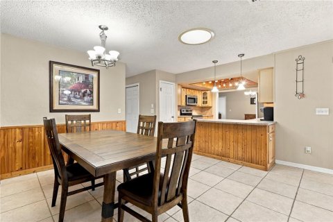 House in Deltona, Florida 3 bedrooms, 166.95 sq.m. № 2418792 - photo 22