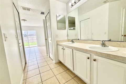 House in Kissimmee, Florida 3 bedrooms, 133.59 sq.m. № 1918978 - photo 7