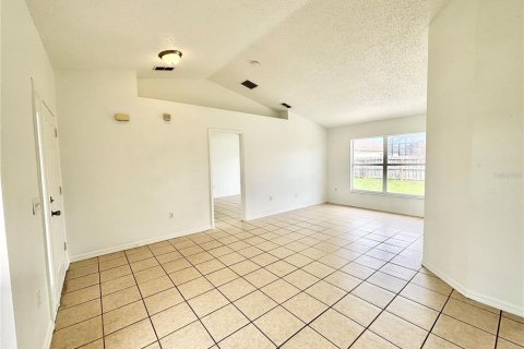 House in Kissimmee, Florida 3 bedrooms, 133.59 sq.m. № 1918978 - photo 3