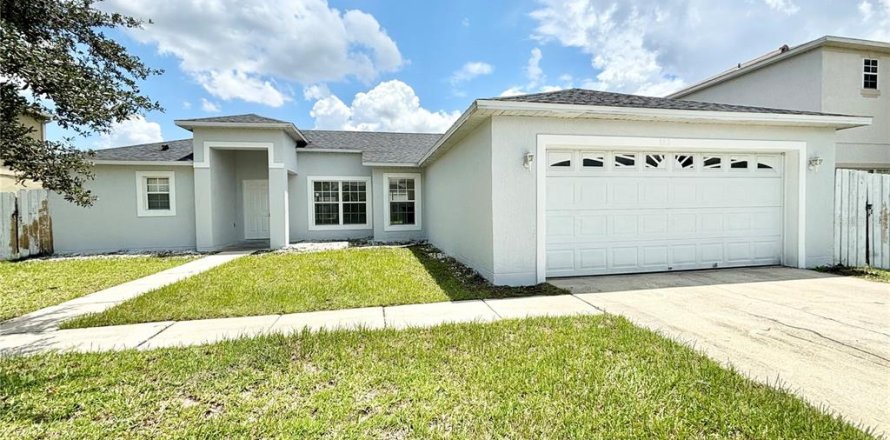 Casa en Kissimmee, Florida 3 dormitorios, 133.59 m2 № 1918978