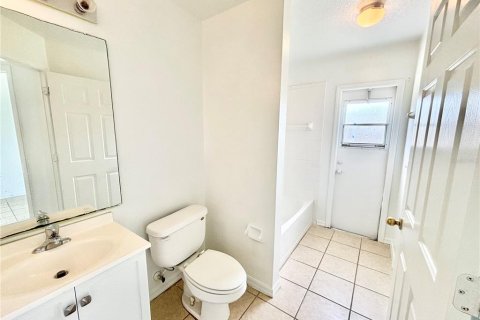 House in Kissimmee, Florida 3 bedrooms, 133.59 sq.m. № 1918978 - photo 10