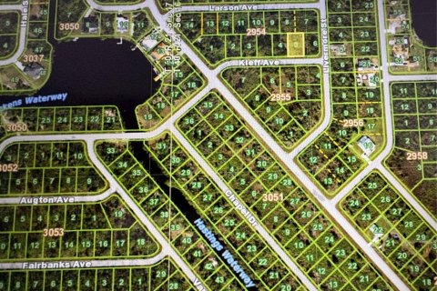 Terreno en venta en Port Charlotte, Florida № 2211026 - foto 5
