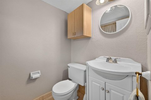 Condo in Margate, Florida, 1 bedroom  № 2242521 - photo 8